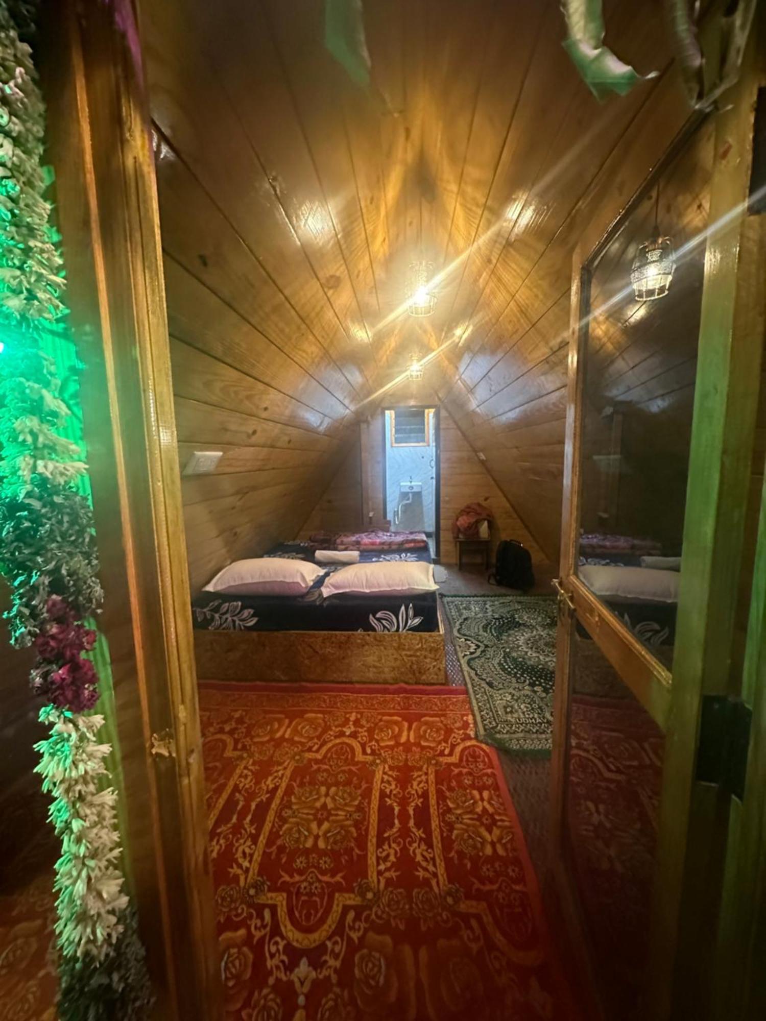 Magica Mount A Frame Wood House Villa Кодайканал Екстериор снимка